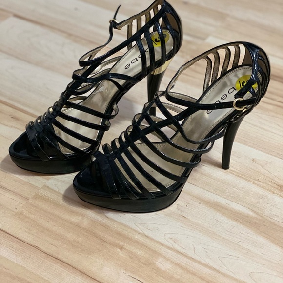 Bebe heels black and gold - Picture 5 of 5